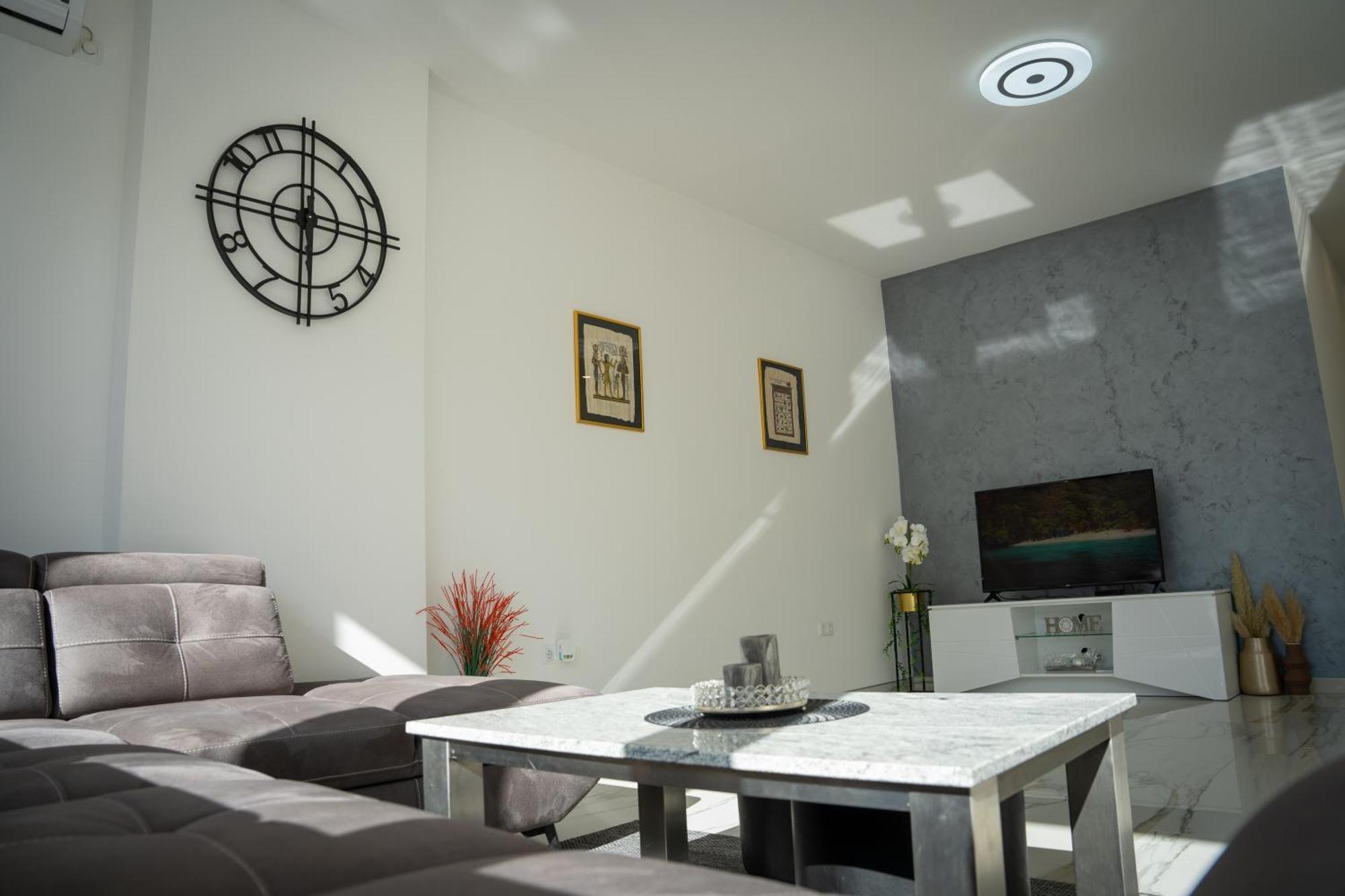Apartment Una Laguna Bihać Exteriör bild