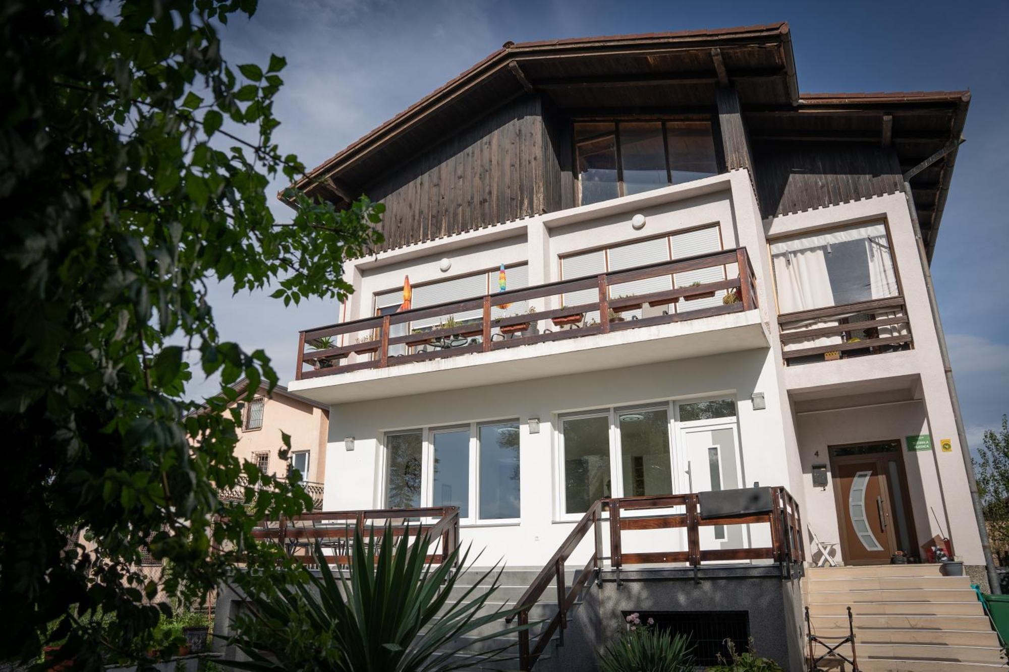 Apartment Una Laguna Bihać Exteriör bild